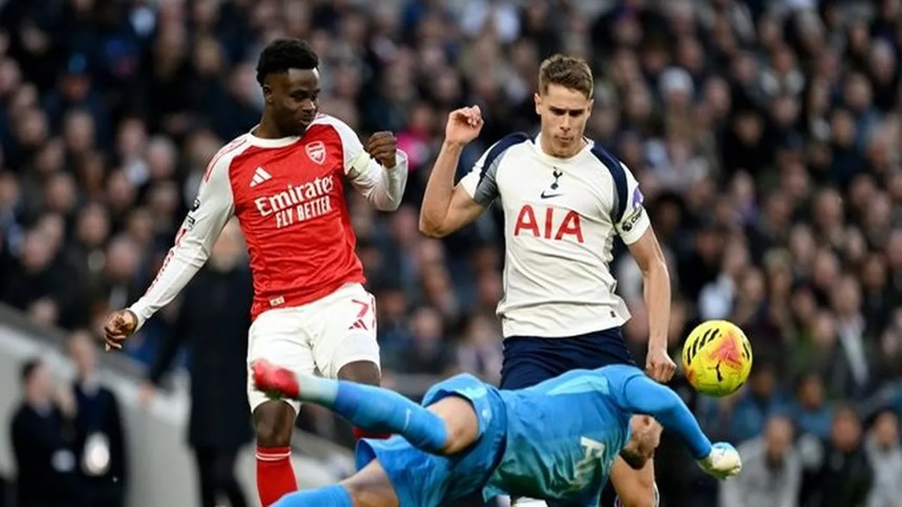 تشكيلة أرسنال المنتظرة في مواجهة بايرن ليفركوزن والقنوات الناقلة للمباراة المرتقبة